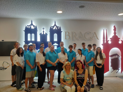 Pozv&aacute;nka na ukončen&iacute; st&aacute;že a projektu Erasmus+ v Portugalsku 2025